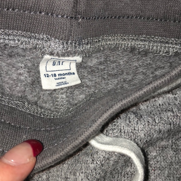 Baby boy Gap Set. Long sleeve shirt plus pants - Picture 3 of 5